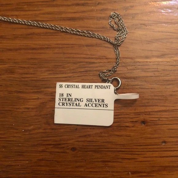 Purple and silver rhinestoned heart necklace - Picture 4 of 4